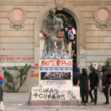 Manifestaciones plaza Baquedano