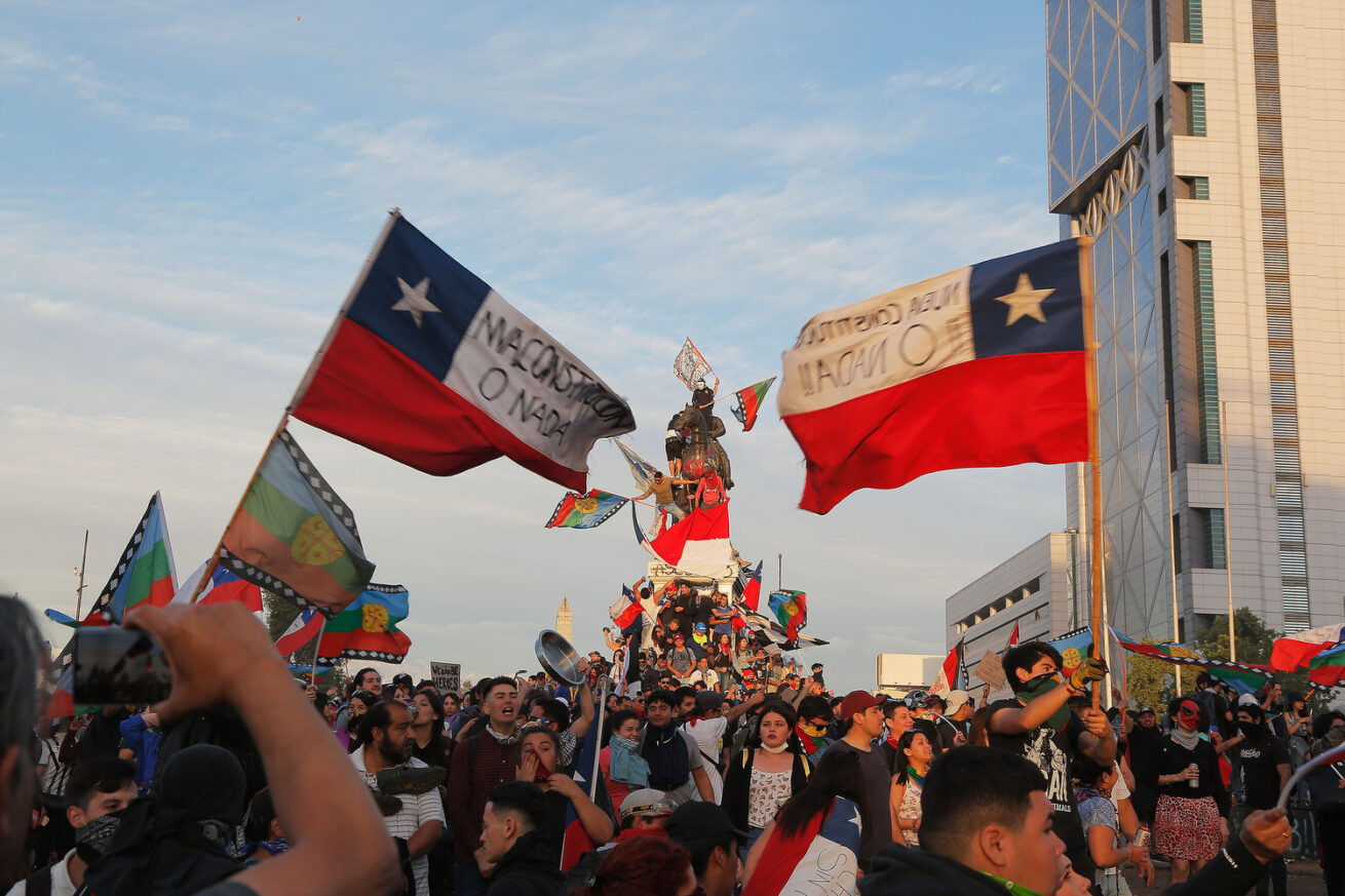 Manifestaciones plaza Baquedano