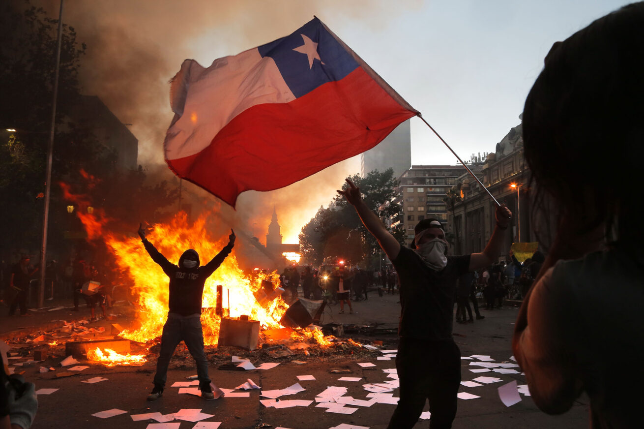 Manifestaciones plaza Baquedano